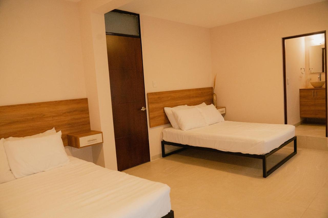 Hotel Fratelli アグアスカリエンテス エクステリア 写真