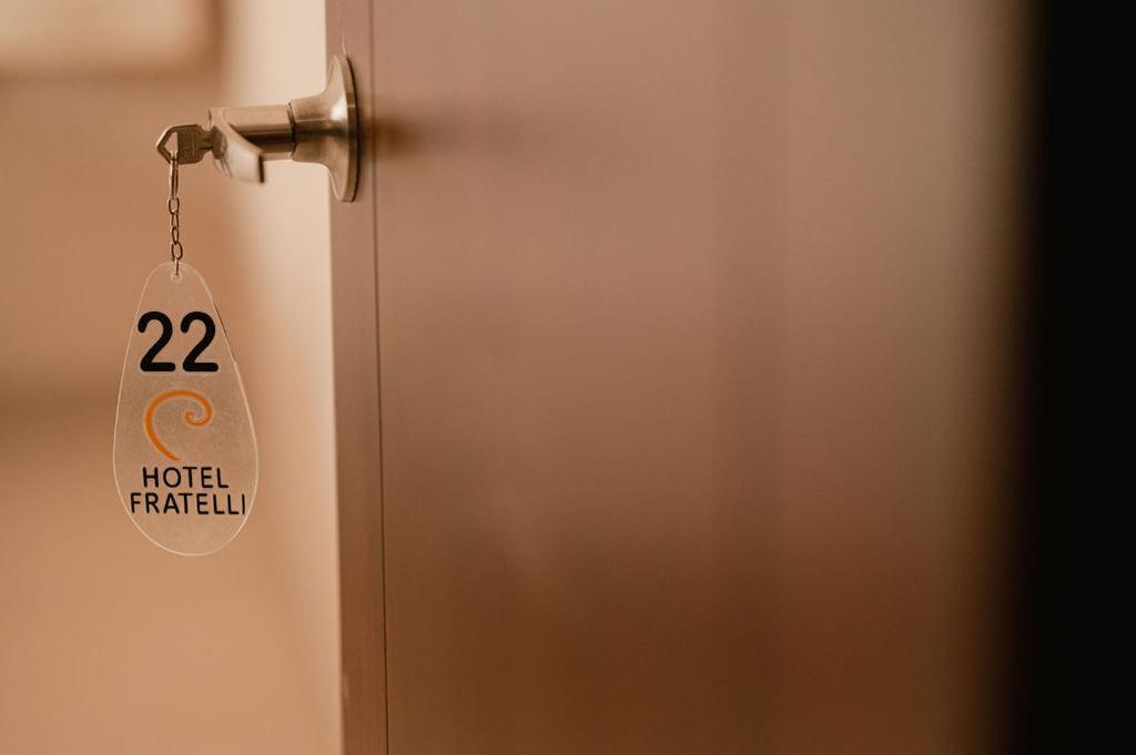 Hotel Fratelli アグアスカリエンテス エクステリア 写真